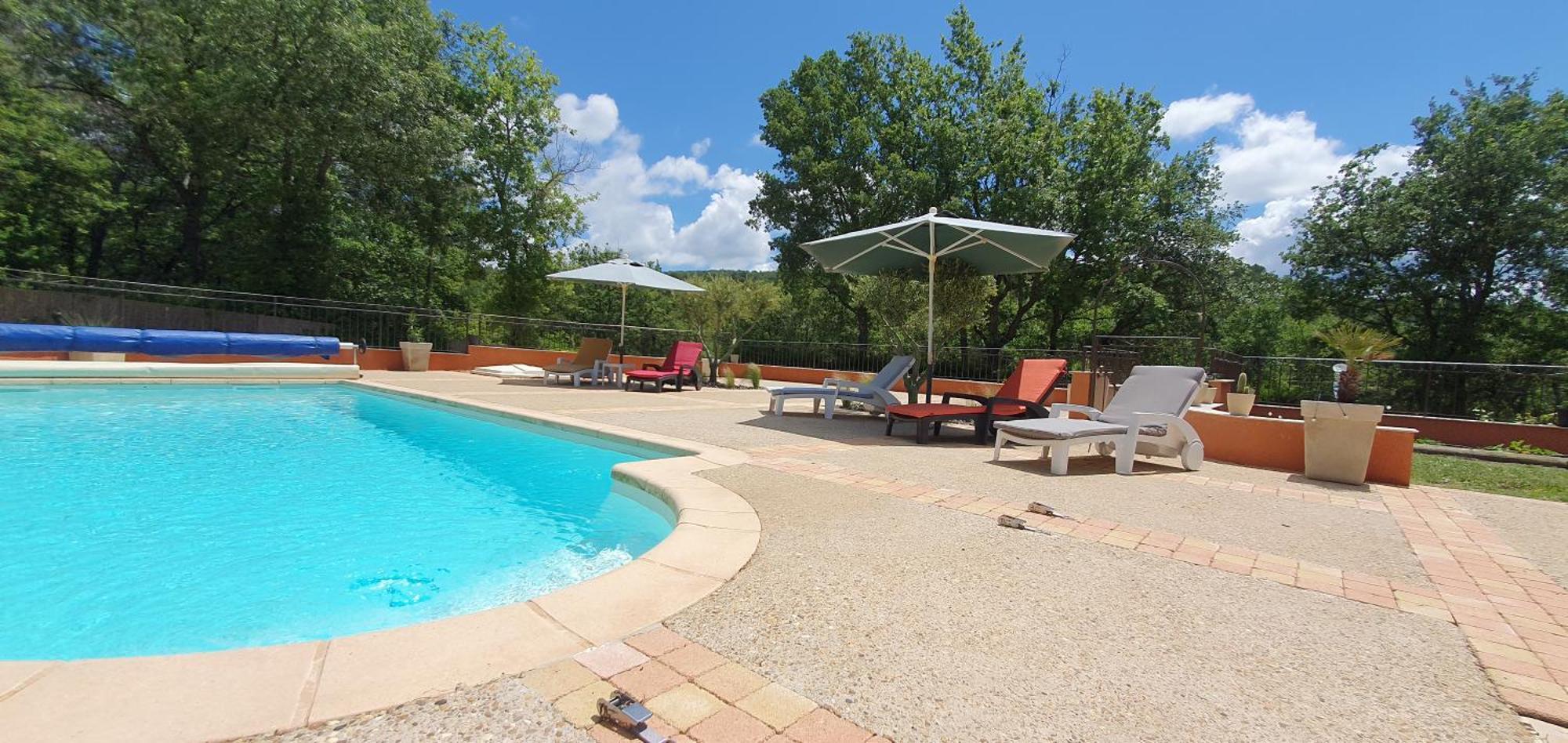 Vila Maison Familiale Avec Piscine Et Boulodrome Dans Le Luberon Caseneuve Exteriér fotografie