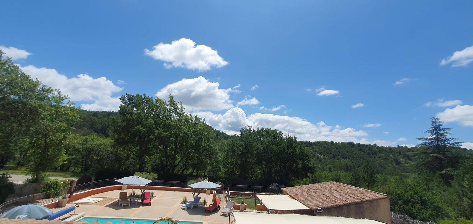 Vila Maison Familiale Avec Piscine Et Boulodrome Dans Le Luberon Caseneuve Exteriér fotografie