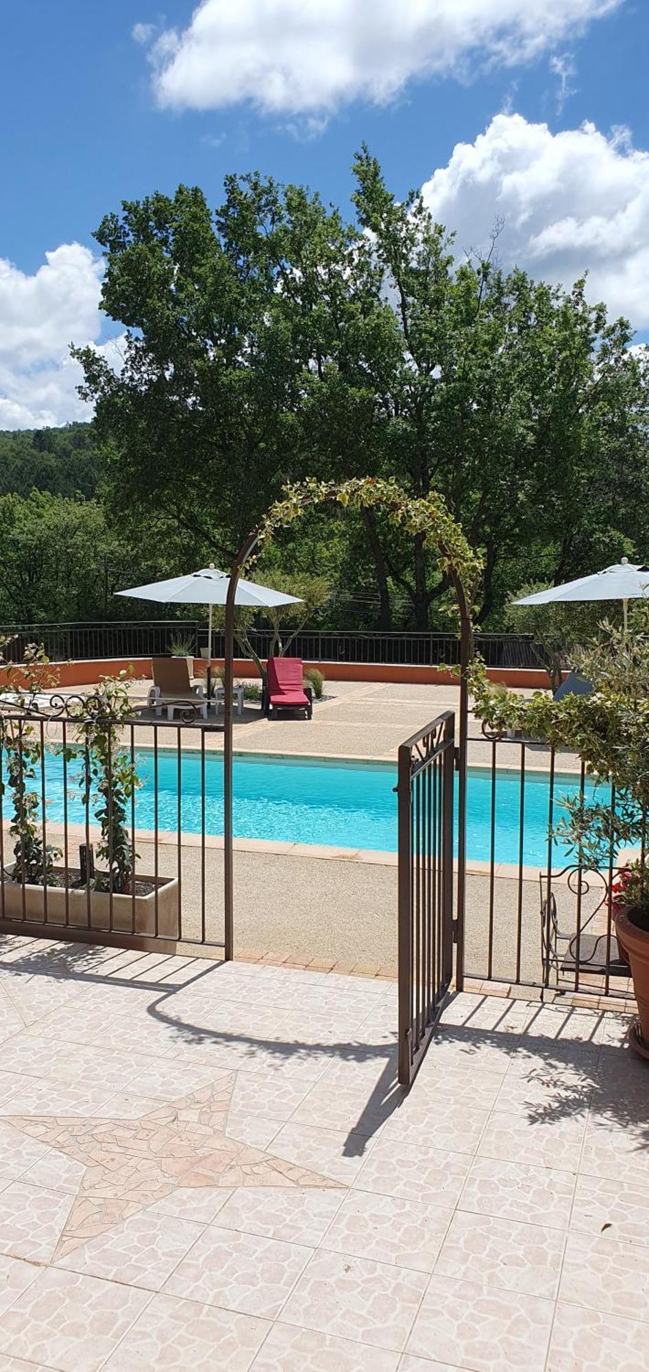 Vila Maison Familiale Avec Piscine Et Boulodrome Dans Le Luberon Caseneuve Exteriér fotografie